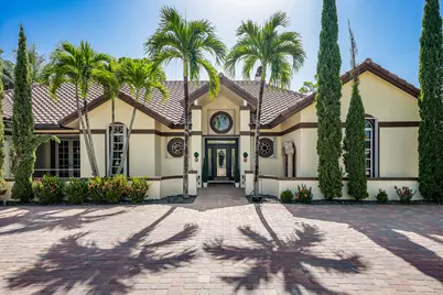 586 N Country Club Drive, Atlantis, FL 33462 - Photo 5