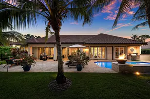 586 N Country Club Dr, Atlantis, FL 33462 - Photo 63