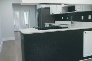 9727 N New River Canal Rd, Plantation, FL 33324 - Photo 9