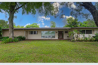 4511 E Country Club Circle, Plantation, FL 33317 - Photo 1