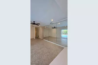 4511 E Country Club Circle, Plantation, FL 33317 - Photo 11