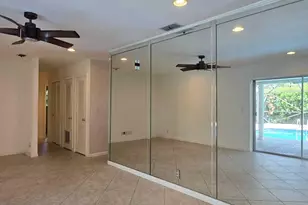 4511 E Country Club Cir, Plantation, FL 33317 - Photo 11