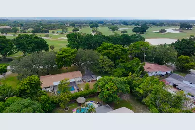 4511 E Country Club Circle, Plantation, FL 33317 - Photo 55