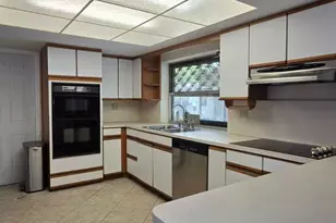 4511 E Country Club Cir, Plantation, FL 33317 - Photo 7