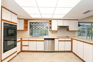 4511 E Country Club Cir, Plantation, FL 33317 - Photo 21