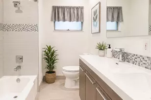 4511 E Country Club Cir, Plantation, FL 33317 - Photo 29