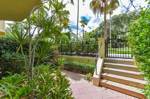 2570 Gardens Pkwy, Palm Beach Gardens, FL 33410 - Photo 33