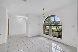 2252 SE McMaster St, Port Saint Lucie, FL 34952 - Photo 11