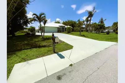 2142 SE Morningside Boulevard, Port Saint Lucie, FL 34952 - Photo 1