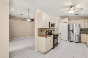 7578 Starfish Reef Ln, Lake Worth, FL 33467 - Photo 15