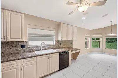 7578 Starfish Reef Lane, Lake Worth, FL 33467 - Photo 17