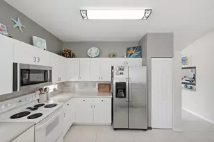 301 Southstar Dr, Fort Pierce, FL 34949 - Photo 17