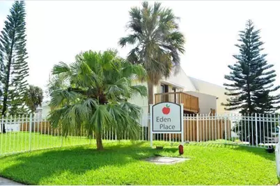 635 Executive Center Drive, West Palm Beach, FL 33401 - Photo 1
