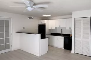 635 Executive Center Dr, West Palm Beach, FL 33401 - Photo 5