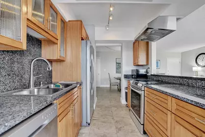 2715 N Ocean Boulevard #6C, Fort Lauderdale, FL 33308 - Photo 9
