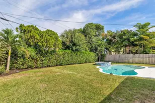 375 Leigh Rd, West Palm Beach, FL 33405 - Photo 21