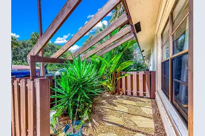 39 VÃ­a De Casas Norte, Boynton Beach, FL 33426 - Photo 3