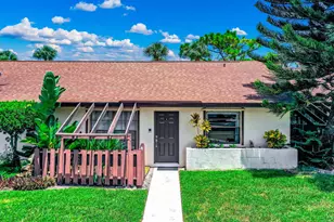 39 VÃ­a De Casas Norte, Boynton Beach, FL 33426 - Photo 1