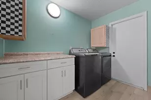 2895 Farragut Ln, West Palm Beach, FL 33409 - Photo 27