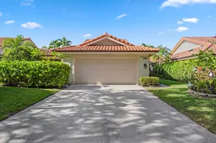 2895 Farragut Ln, West Palm Beach, FL 33409 - Photo 1