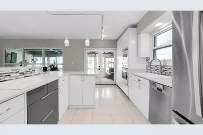935 Nautilus Isle, Dania Beach, FL 33004 - Photo 9