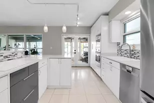 935 Nautilus Isle, Dania Beach, FL 33004 - Photo 9
