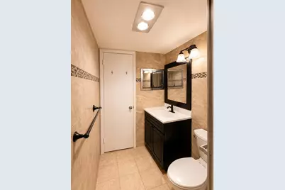 120 Windsor F #Unit F, West Palm Beach, FL 33417 - Photo 11