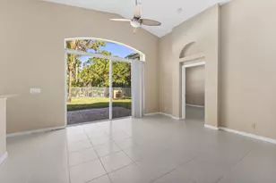5627 Sunberry Cir, Fort Pierce, FL 34951 - Photo 5