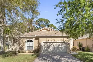 5627 Sunberry Cir, Fort Pierce, FL 34951 - Photo 1