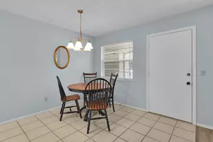 15 Lake Vista Trail, Port Saint Lucie, FL 34952 - Photo 9