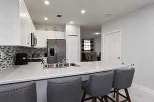 5437 NW 27th Ct, Margate, FL 33063 - Photo 9