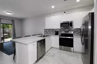5437 NW 27th Ct, Margate, FL 33063 - Photo 9