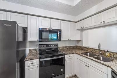 3020 Alcazar Place #106, Palm Beach Gardens, FL 33410 - Photo 13