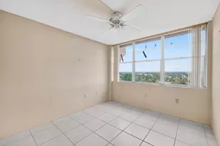 1100 St Charles Pl, Pembroke Pines, FL 33026 - Photo 49
