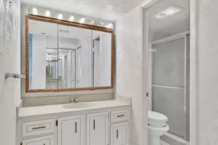 1100 St Charles Pl, Pembroke Pines, FL 33026 - Photo 41