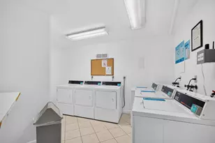 1100 St Charles Pl, Pembroke Pines, FL 33026 - Photo 55