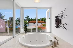 500 Isle of Capri Dr, Fort Lauderdale, FL 33301 - Photo 27