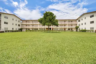 412 Brighton J, Boca Raton, FL 33434 - Photo 3