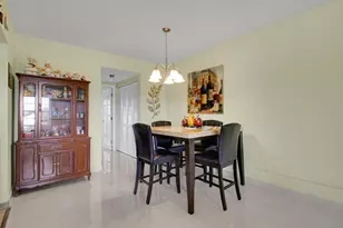 412 Brighton J, Boca Raton, FL 33434 - Photo 5