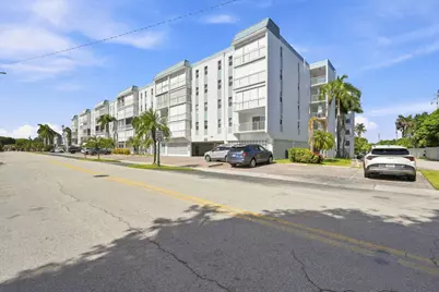 4629 Poinciana Street #304, Lauderdale by the Sea, FL 33308 - Photo 31