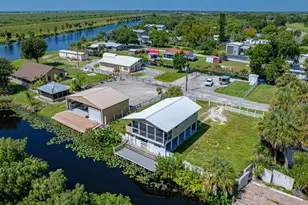 1041 Pine Way NE, Okeechobee, FL 34974 - Photo 3