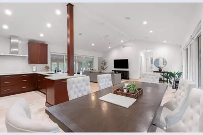 2528 NE 26th Terrace, Fort Lauderdale, FL 33305 - Photo 9