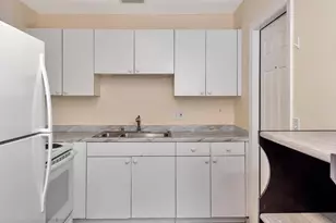 711 11th Ave N, Lake Worth Beach, FL 33460 - Photo 9