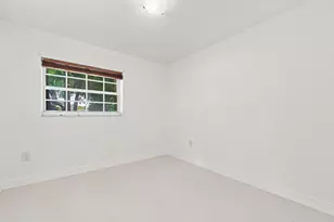 10275 SW 152nd St, Miami, FL 33157 - Photo 15