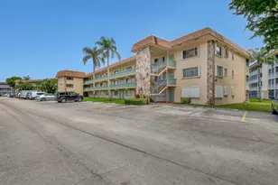 400 Village Green Cir W, Palm Springs, FL 33461 - Photo 1