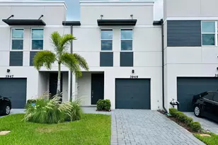 3949 SE Mentmore Ln, Stuart, FL 34997 - Photo 1