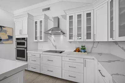 2185 Regents Boulevard, West Palm Beach, FL 33409 - Photo 17