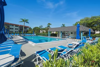 9420 S Hollybrook Lake Drive #304, Pembroke Pines, FL 33025 - Photo 19