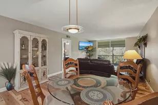 9420 S Hollybrook Lake Dr, Pembroke Pines, FL 33025 - Photo 13