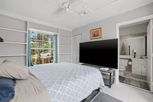 10599 St Thomas Dr, Boca Raton, FL 33498 - Photo 29